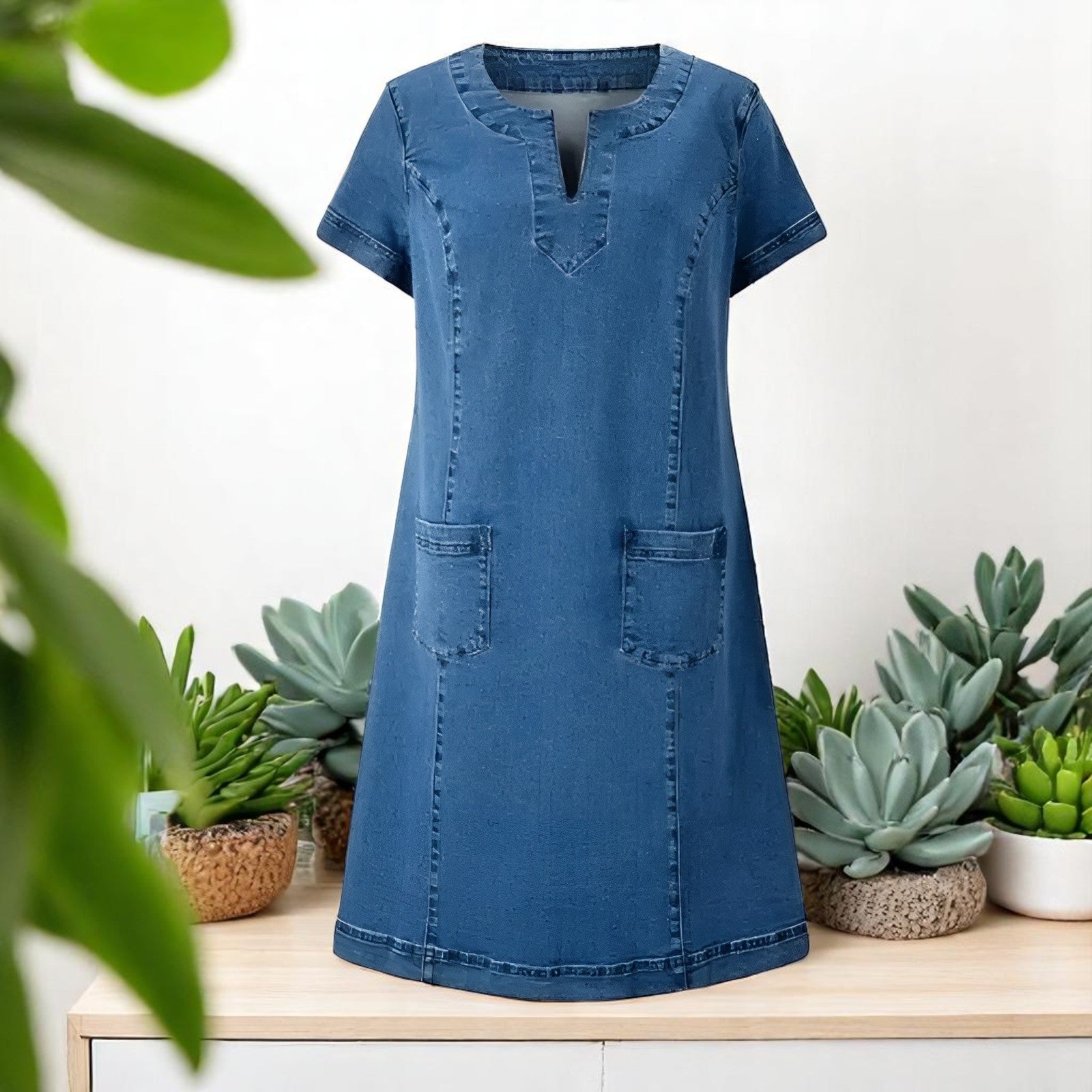 Julia | Comfortabele Zachte Denim Jurk met Handige Voorzakken
