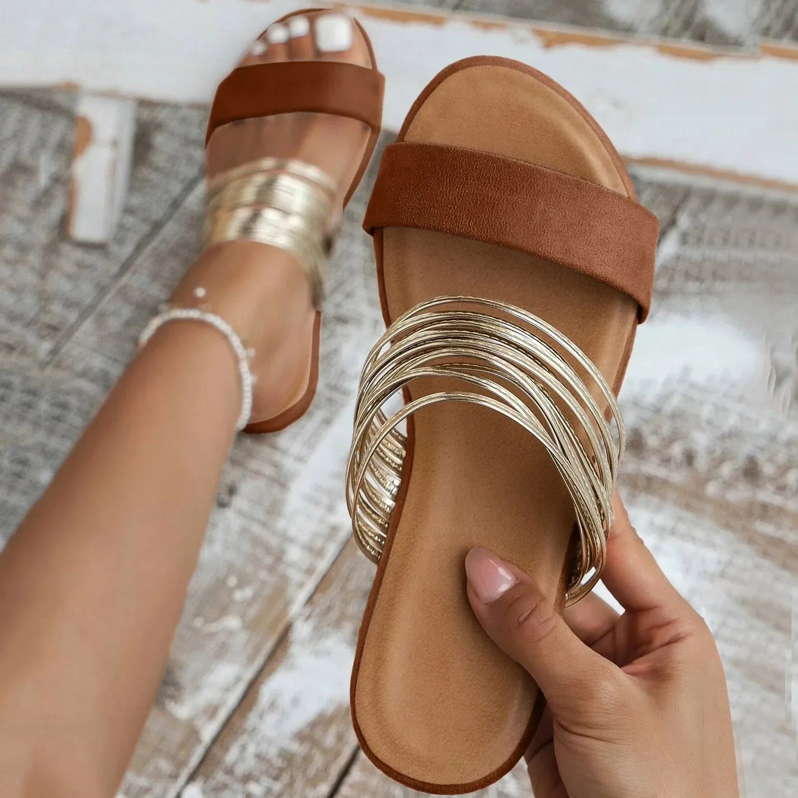 Olivia™ | Gouden Oasis Slippers